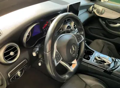 Mercedes-Benz C 250 2016 - 31500 EUR, 140000 km - AUTO.MOTO.pt - 140000km - foto 4 de 5