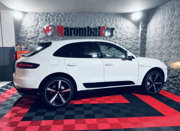 Porsche Macan 2014 - 42990 EUR, 205232 km - AUTO.MOTO.pt - 205232km - foto 9 de 33