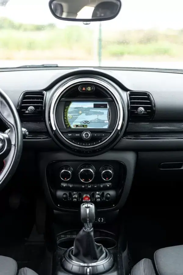 MINI Clubman 2016 - 15490 EUR, 129000 km - AUTO.MOTO.pt - 129000km - foto 25 de 28