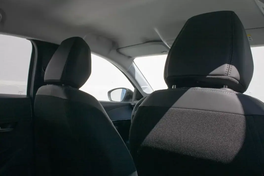 Peugeot 208 2023 - 16999 EUR, 96737 km - AUTO.MOTO.pt - 96737km - foto 17 de 34