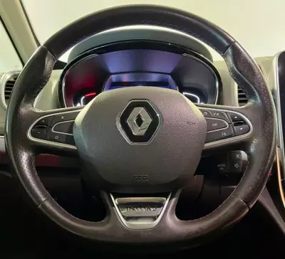 Renault Espace 2019 - 20750 EUR, 179000 km - AUTO.MOTO.pt - 179000km - foto 20 de 41