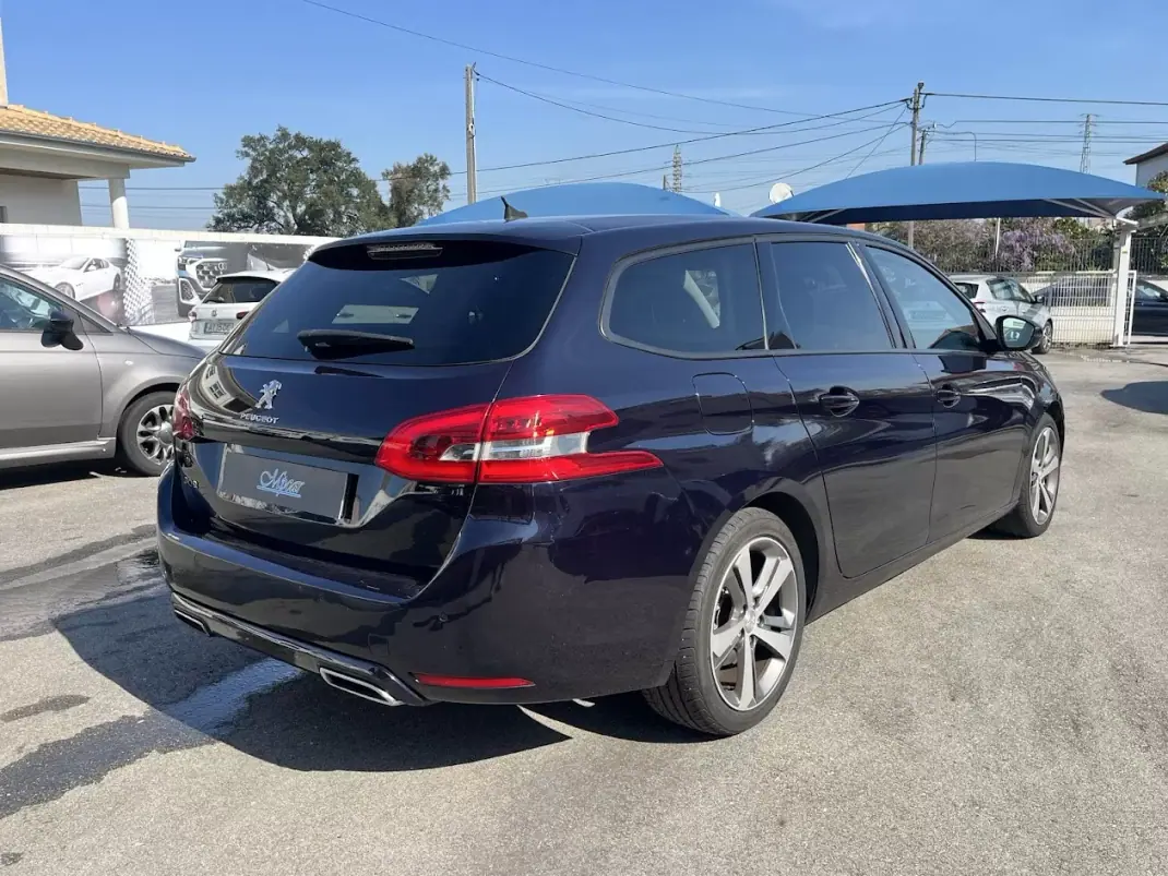 Peugeot 308 SW 2018 - 9950 EUR, 219000 km - AUTO.MOTO.pt - 219000km - foto 5 de 40