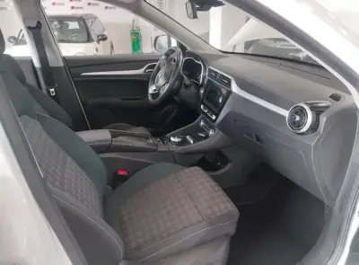 MG ZS 2020 - 15490 EUR, 105550 km - AUTO.MOTO.pt - 105550km - foto 9 de 10