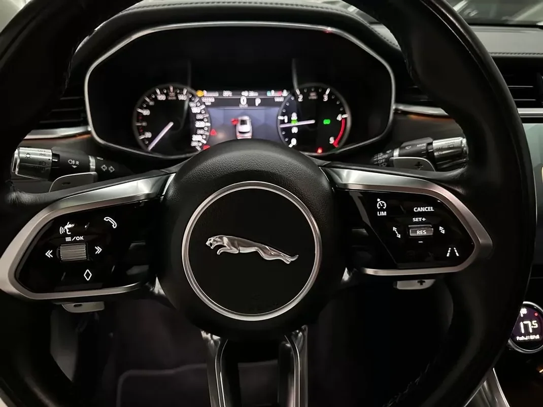 Jaguar XF Sportbrake 2021 - 37990 EUR, 119000 km - AUTO.MOTO.pt - 119000km - foto 21 de 23