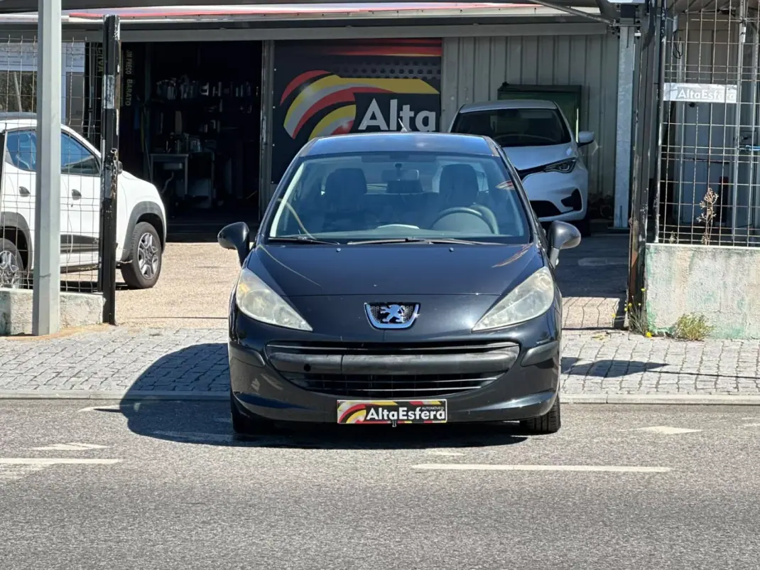 Peugeot 207 2006 - 8900 EUR, 172278 km - 172278km - foto 9 de 27
