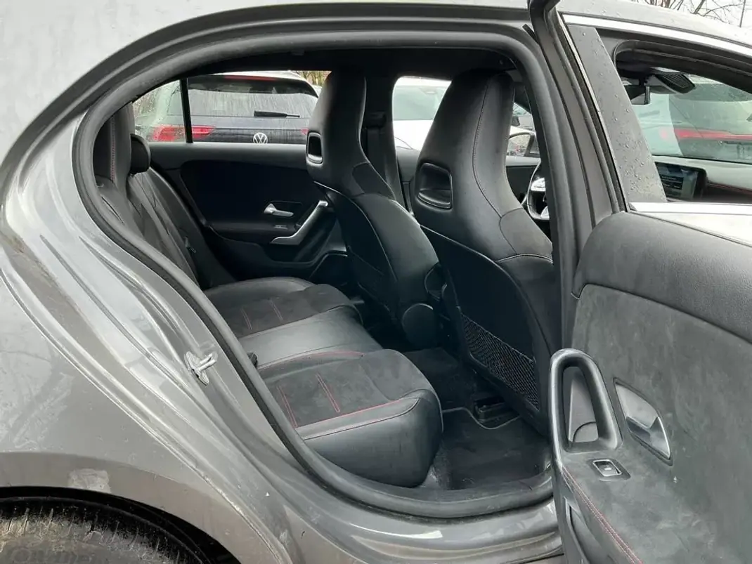 Mercedes-Benz A 250 2021 - 26790 EUR, 73975 km - AUTO.MOTO.pt - 73975km - foto 6 de 8