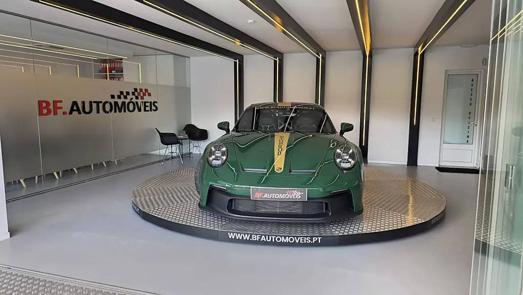 Porsche 992 2021 - 235000 EUR, 15666 km - AUTO.MOTO.pt - 15666km - foto 10 de 61