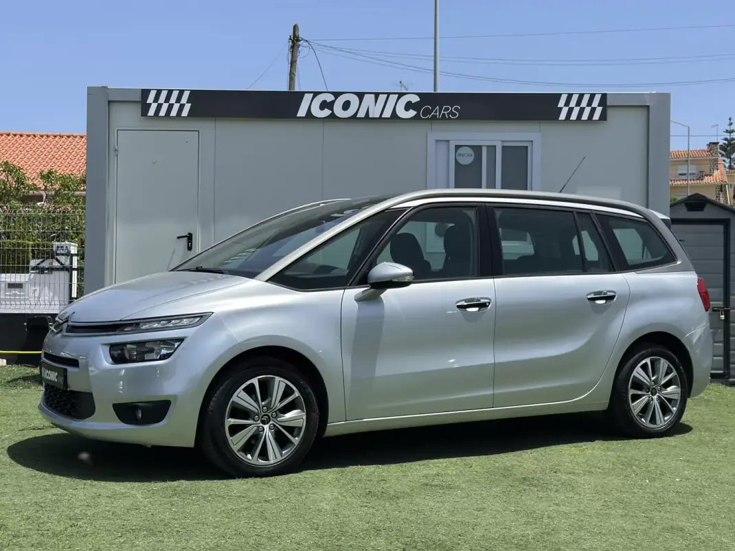 Citroën C4 Grand Picasso 2015 - 10990 EUR, 116000 km - AUTO.MOTO.pt - 116000km - foto 1 de 49