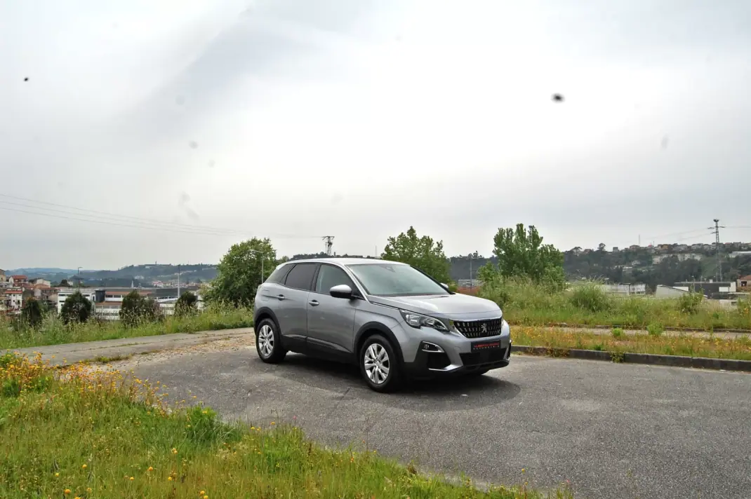 Peugeot 3008 2016 - 14750 EUR, 169391 km - AUTO.MOTO.pt - 169391km - foto 1 de 10