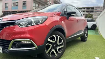 Renault Captur 2016 - 12490 EUR, 138000 km - AUTO.MOTO.pt - 138000km - foto 9 de 14