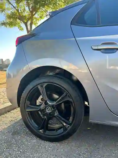 Opel Corsa 2021 - 13900 EUR, 90000 km - AUTO.MOTO.pt - 90000km - foto 7 de 8