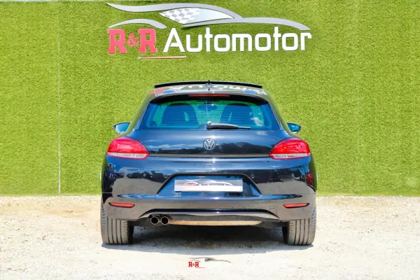 Volkswagen Scirocco 2010 - 12990 EUR, 255000 km - AUTO.MOTO.pt - 255000km - foto 9 de 36