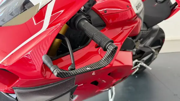 Ducati Panigale R 2020 - 32990 EUR, 8946 km - AUTO.MOTO.pt - 8946km - foto 18 de 18