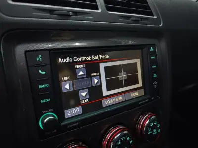 Dodge Challenger 2013 - 53950 EUR, 103962 km - AUTO.MOTO.pt - 103962km - foto 34 de 40