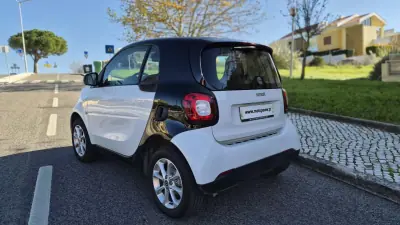 Smart Fortwo Cabrio 2016 - 10980 EUR, 90000 km - AUTO.MOTO.pt - 90000km - foto 11 de 15