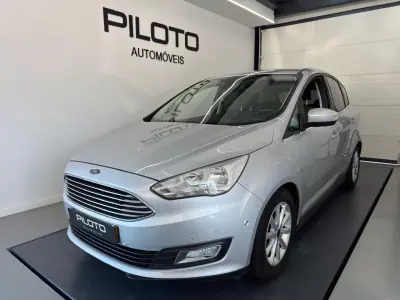 Ford C-Max 2015 - 12990 EUR, 69603 km - AUTO.MOTO.pt - 69603km - foto 1 de 32