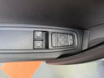 Renault Kangoo 2024 - 25900 EUR, 84343 km - AUTO.MOTO.pt - 84343km - foto 4 de 18