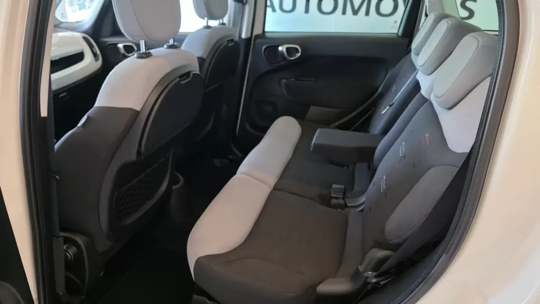 Fiat 500L 2013 - 7900 EUR, 153161 km - AUTO.MOTO.pt - 153161km - foto 48 de 55