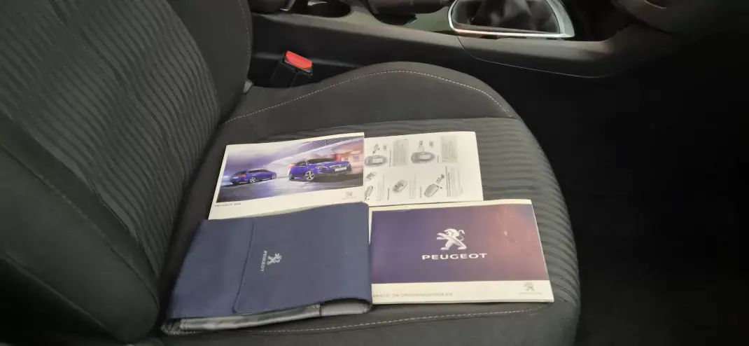 Peugeot 308 SW 2016 - 9490 EUR, 123000 km - AUTO.MOTO.pt - 123000km - foto 27 de 27