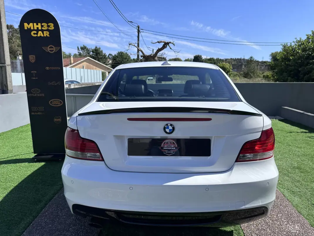 BMW 120 2009 - 9900 EUR, 220000 km - AUTO.MOTO.pt - 220000km - foto 10 de 60