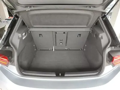 Volkswagen ID.3 2023 - 25950 EUR, 19300 km - AUTO.MOTO.pt - 19300km - foto 20 de 35