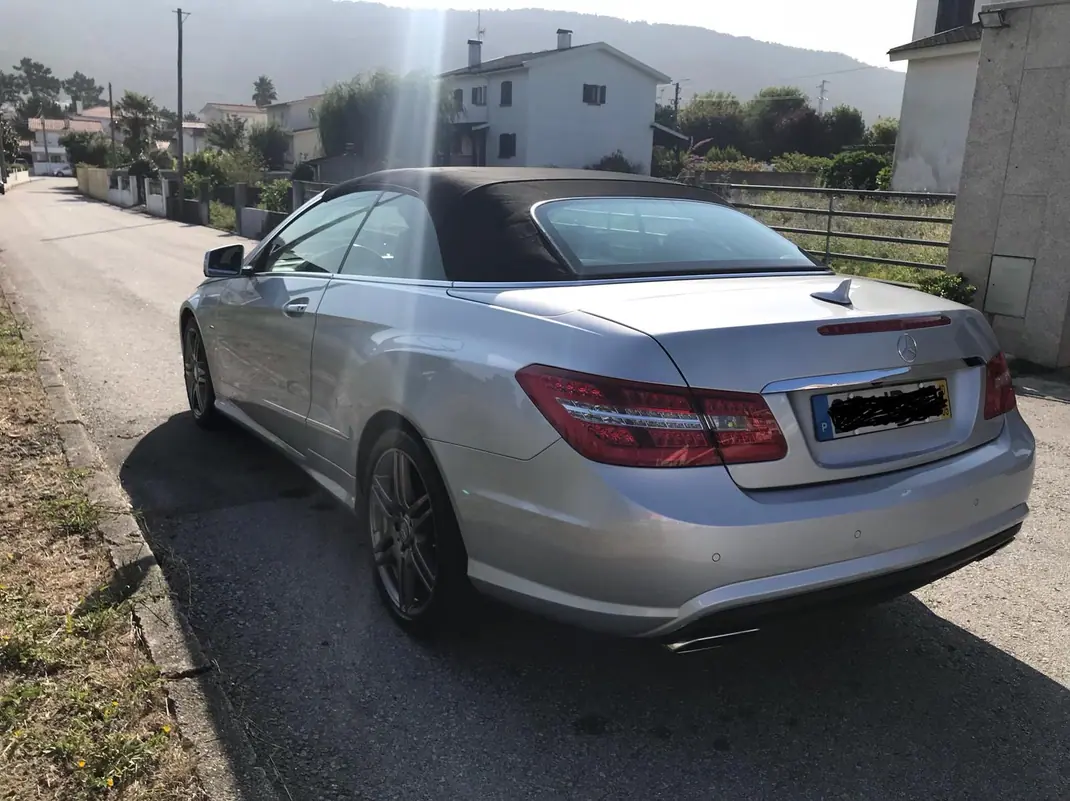 Mercedes-Benz E 250 2010 - 23000 EUR, 212000 km - AUTO.MOTO.pt - 212000km - foto 8 de 20