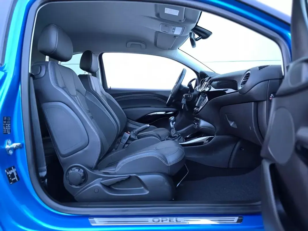 Opel Adam 2019 - 11900 EUR, 38000 km - AUTO.MOTO.pt - 38000km - foto 27 de 36