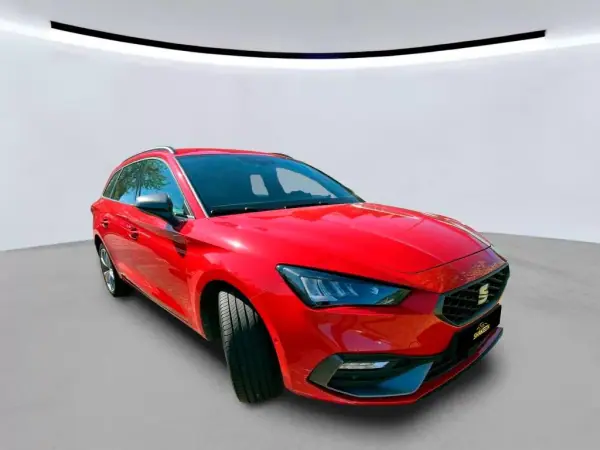 SEAT Leon ST 2021 - 22750 EUR, 58192 km - AUTO.MOTO.pt - 58192km - foto 2 de 9