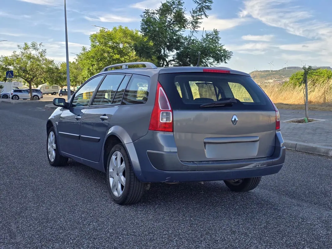 Renault Mégane Break 2007 - 2299 EUR, 220000 km - 220000km - foto 5 de 14