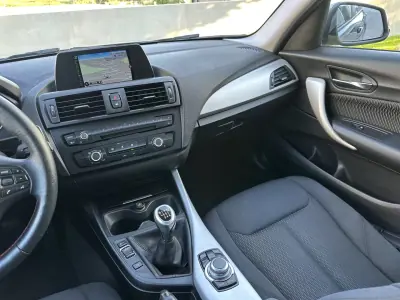 BMW 116 2015 - 12900 EUR, 230000 km - AUTO.MOTO.pt - 230000km - foto 31 de 57