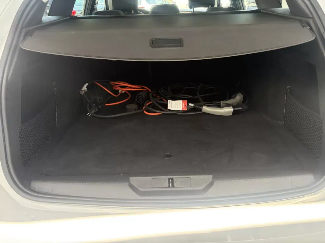 Peugeot 308 SW 2024 - 25490 EUR, 66700 km - AUTO.MOTO.pt - 66700km - foto 14 de 19