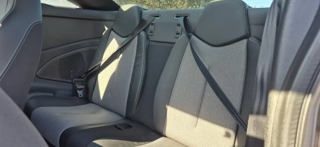 Peugeot RCZ 2014 - 15750 EUR, 213000 km - AUTO.MOTO.pt - 213000km - foto 12 de 31