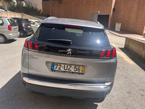 Peugeot 3008 2018 - 15000 EUR, 113000 km - 113000km - foto 2 de 5