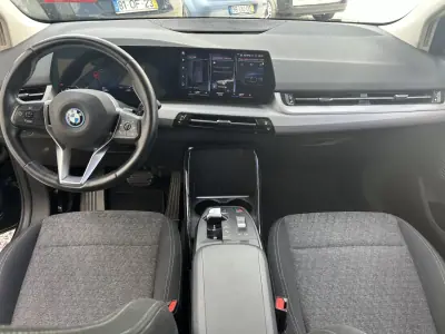 BMW 225xe Active Tourer 2023 - 27990 EUR, 50700 km - AUTO.MOTO.pt - 50700km - foto 9 de 17