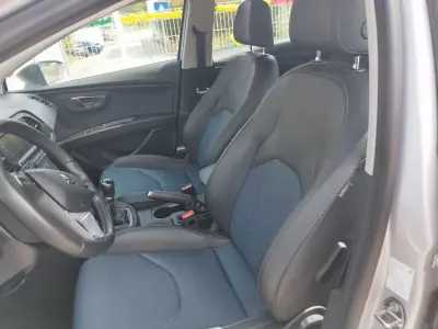 SEAT Leon 2015 - 11750 EUR, 161000 km - AUTO.MOTO.pt - 161000km - foto 11 de 28