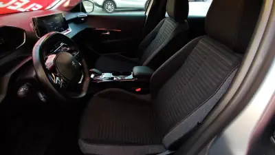 Peugeot e-208 2021 - 17500 EUR, 49000 km - AUTO.MOTO.pt - 49000km - foto 16 de 37