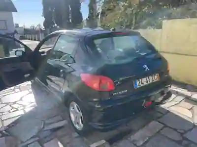 Peugeot 206 2004 - 5000 EUR, 42966 km - foto 4 de 15