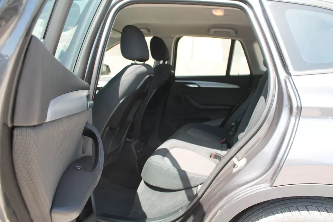 BMW X1 2021 - 22980 EUR, 98000 km - 98000km - foto 15 de 18