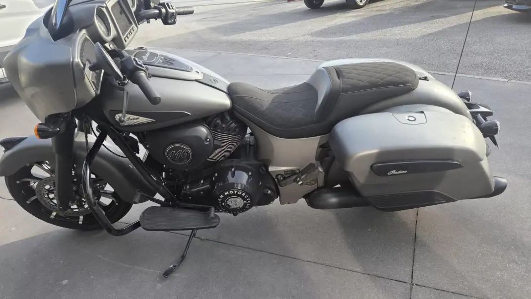 Indian Chieftain 2021 - 16750 EUR, 31199 km - 31199km - foto 2 de 7