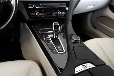BMW 640 Gran Coupé 2015 - 37500 EUR, 93451 km - AUTO.MOTO.pt - 93451km - foto 11 de 18