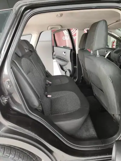 Nissan Qashqai 2010 - 6750 EUR, 250000 km - AUTO.MOTO.pt - 250000km - foto 17 de 32
