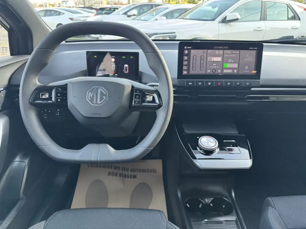 MG MG4 2022 - 18990 EUR, 77000 km - AUTO.MOTO.pt - 77000km - foto 9 de 36