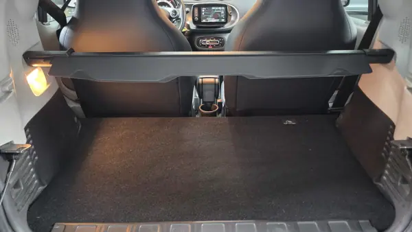 Smart ForTwo Coupé 2018 - 14990 EUR, 72000 km - AUTO.MOTO.pt - 72000km - foto 28 de 37