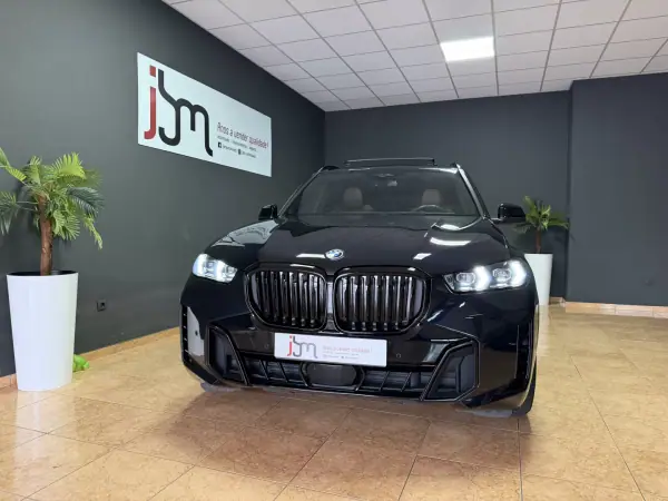 BMW X5 50 e xDrive Pack M Desportivo Pro 2023 Hybrid Plug-In