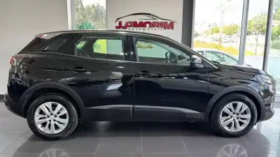 Peugeot 3008 2021 - 20499 EUR, 98021 km - AUTO.MOTO.pt - 98021km - foto 6 de 24