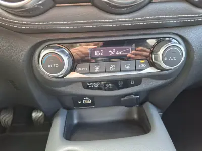 Nissan Juke 2021 - 16500 EUR, 110921 km - AUTO.MOTO.pt - 110921km - foto 22 de 29