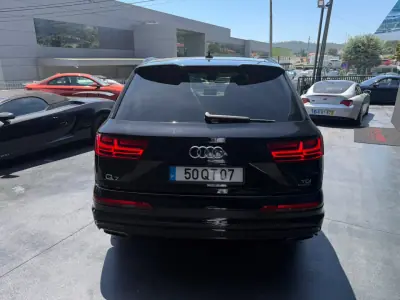 Audi Q7 2017 - 25500 EUR, 265000 km - AUTO.MOTO.pt - 265000km - foto 4 de 18