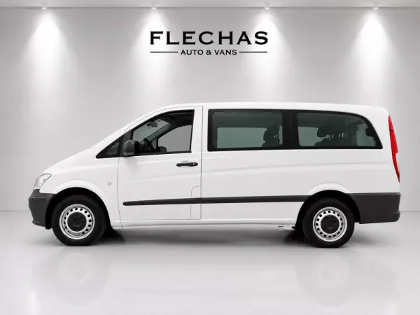Mercedes-Benz Vito 2011 - 19500 EUR, 147000 km - AUTO.MOTO.pt - 147000km - foto 5 de 13