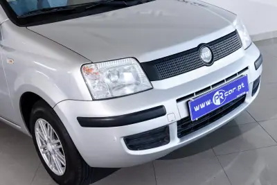 Fiat Panda 2006 - 3900 EUR, 75461 km - AUTO.MOTO.pt - 75461km - foto 5 de 22