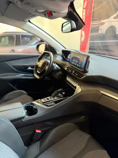 Peugeot 3008 2021 - 18900 EUR, 145000 km - 145000km - foto 7 de 9